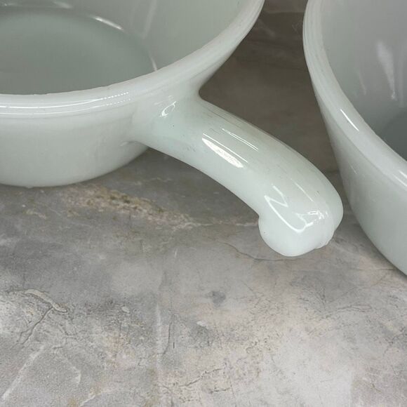 VTG lot of 2 Anchor Hoking Fire King milk glass soup bowls. - Picture 7 of 7